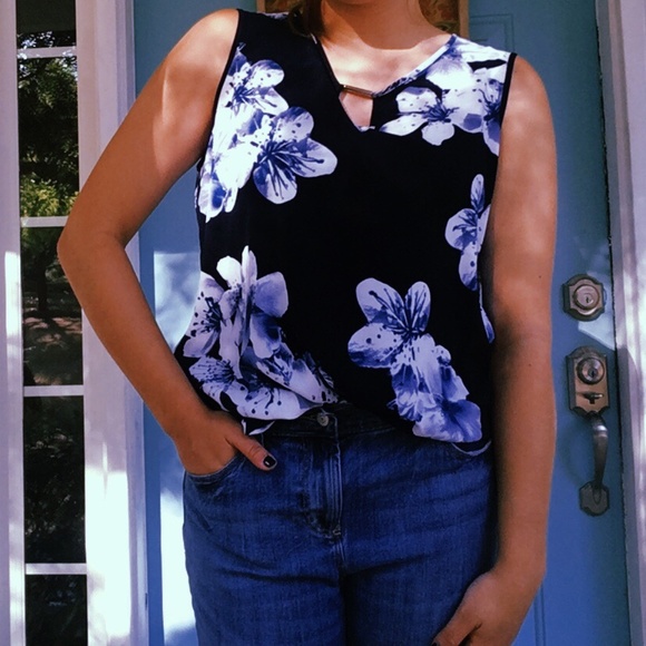 Calvin Klein Flower Tank Top - Picture 2 of 3